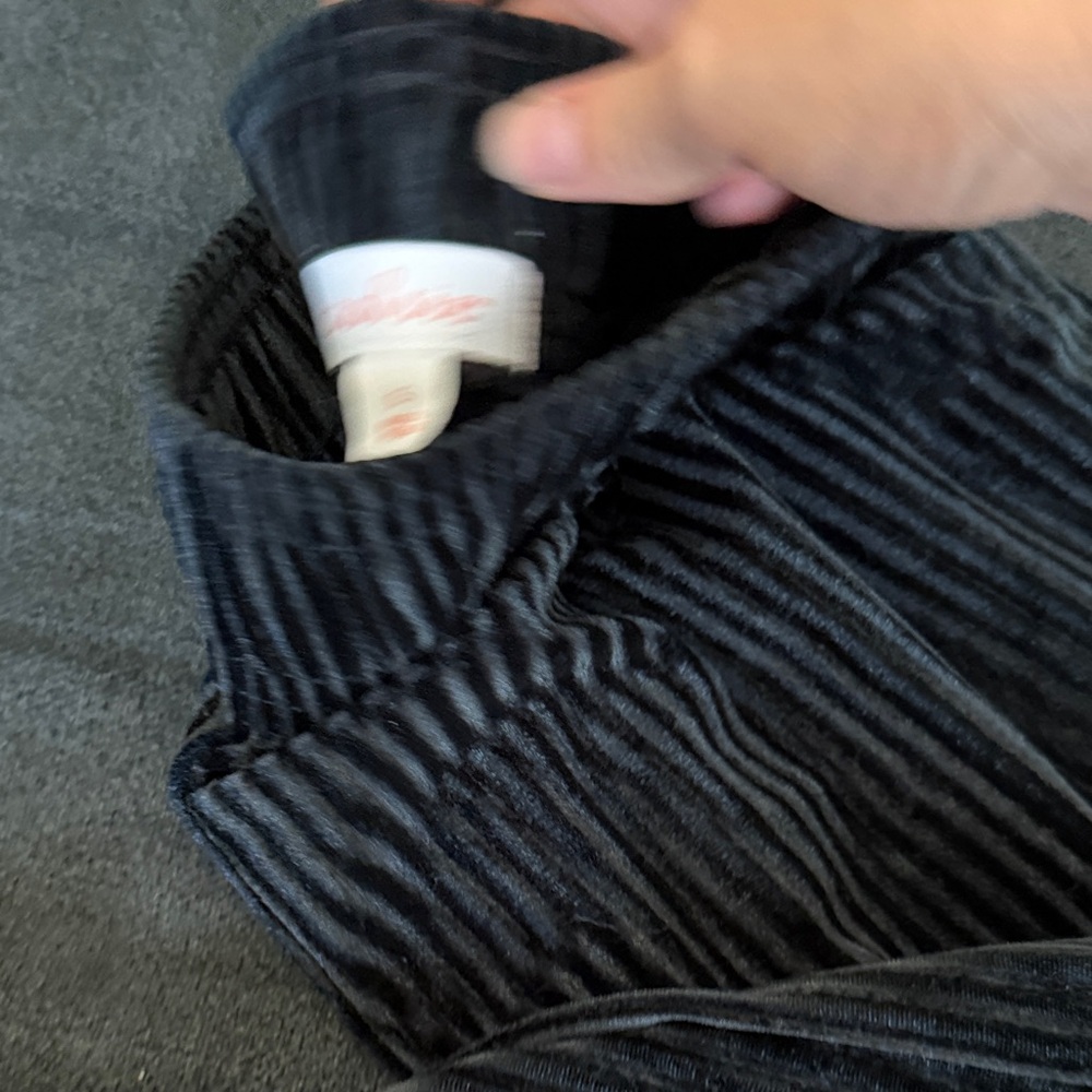 Black Ribbed Velour Lounge Set - Picture 3 of 4